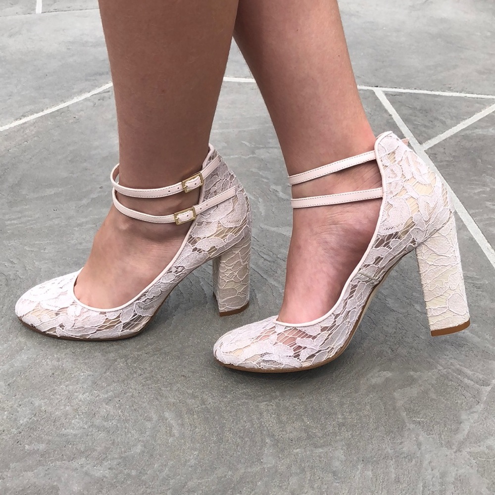 Women’s sz:8 Kate Spade Baneera blush shoes.